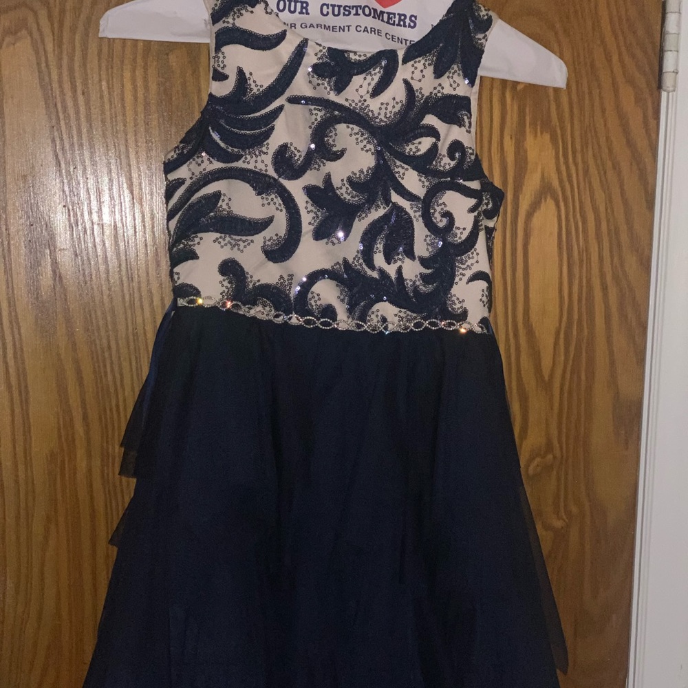 Navy Blue and cream. Girls, size 12.